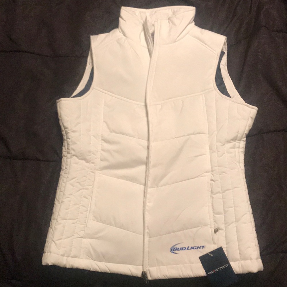 White Budlight Snow Vest